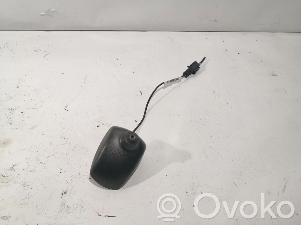 Opel Astra J Radion antenni 