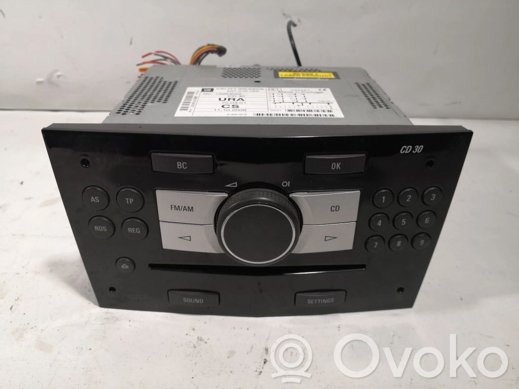 Opel Zafira B Panel / Radioodtwarzacz CD/DVD/GPS 