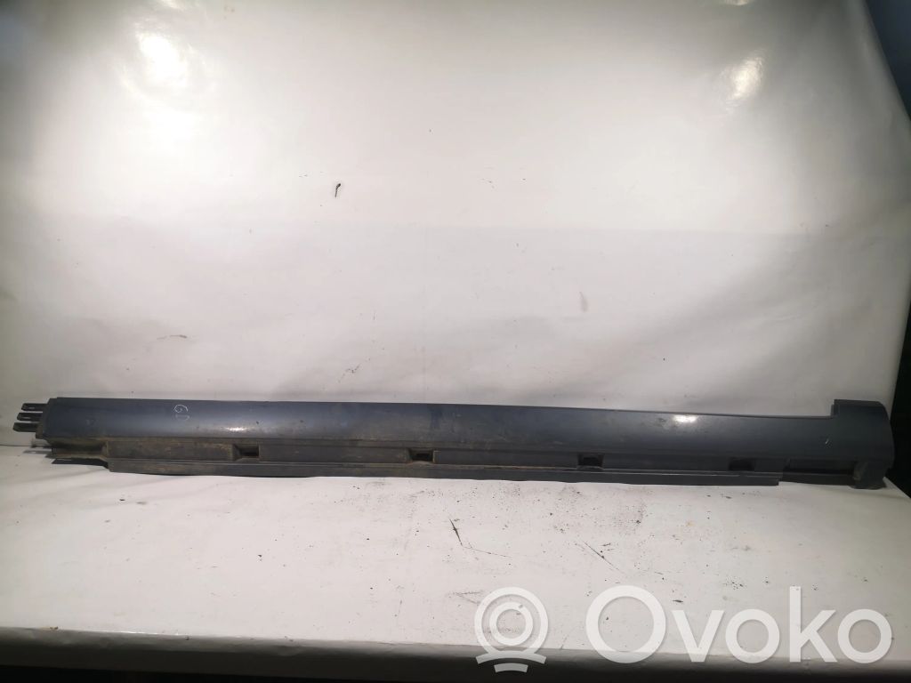 Volkswagen PASSAT B7 Sill 