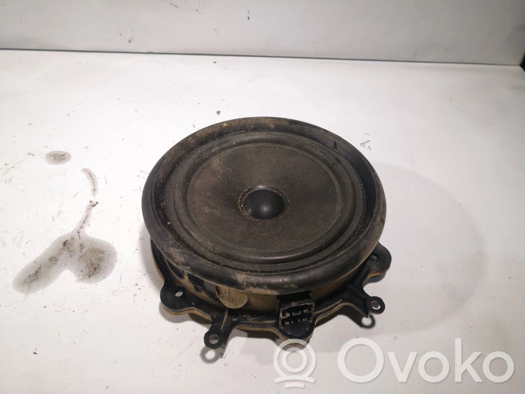 Audi A4 S4 B6 8E 8H Rear door speaker 