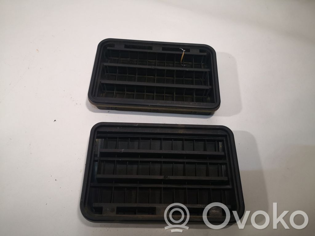BMW 3 E90 E91 Trunk grilles 