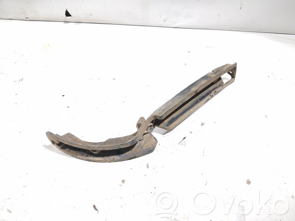 Volkswagen PASSAT B6 Front bumper mounting bracket 