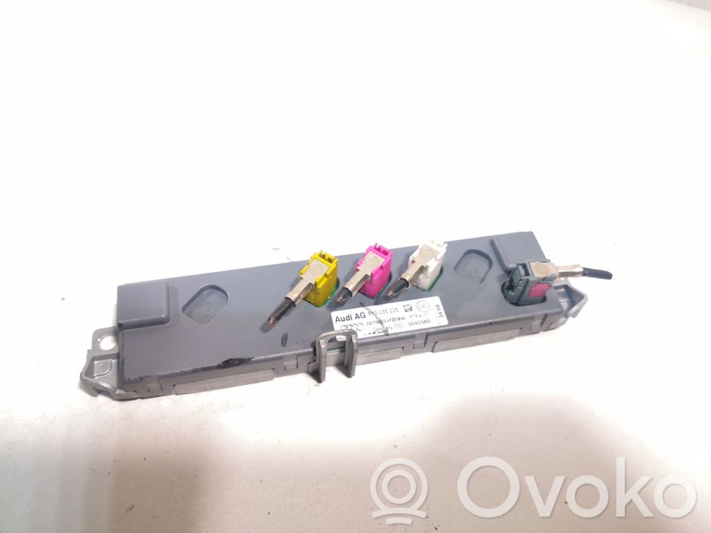 Audi A4 S4 B8 8K Antenos stiprintuvas 