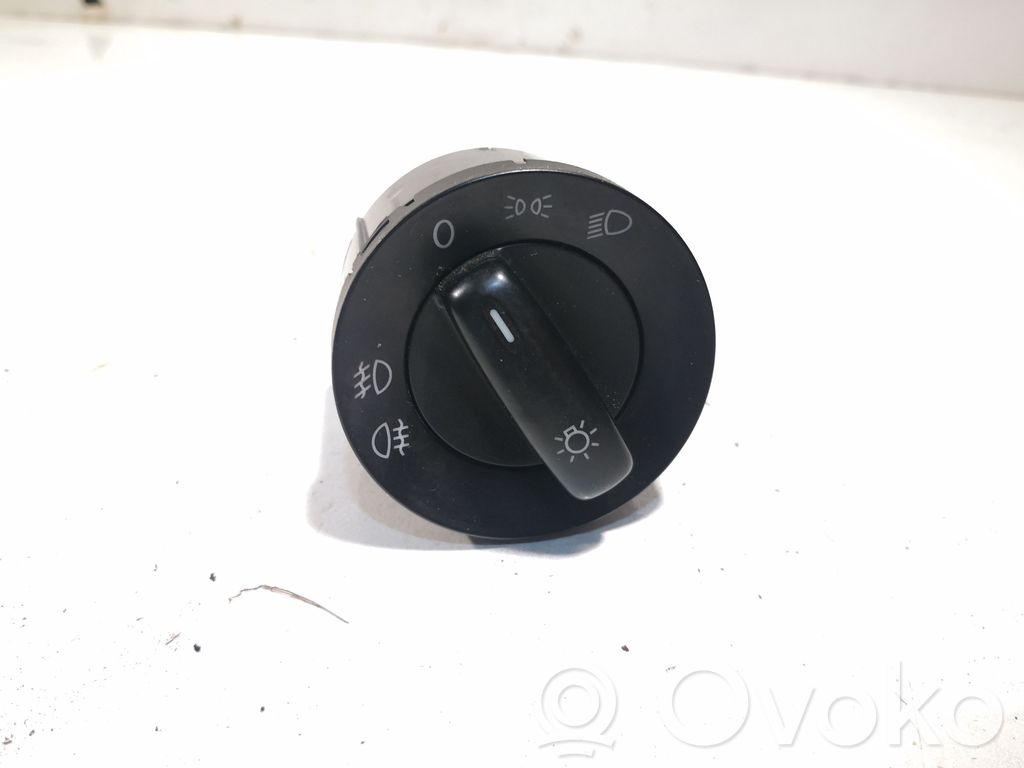 Volkswagen Golf Plus Light switch 