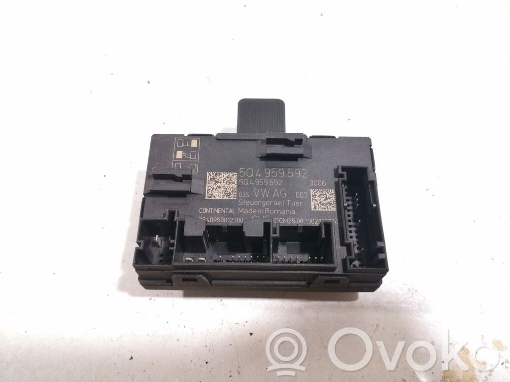 Volkswagen Golf VII Door control unit/module 