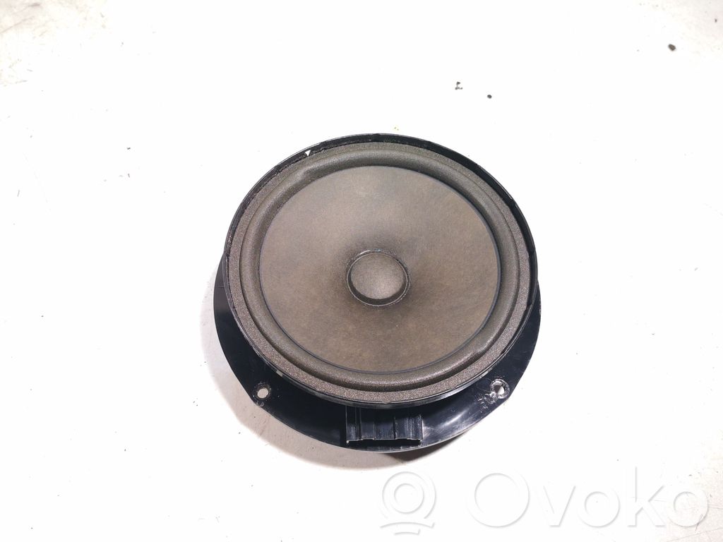 Volkswagen Golf Plus Rear door speaker 