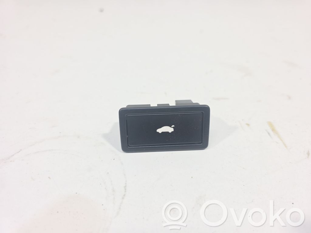 Audi A8 S8 D3 4E Tailgate/boot open switch button 