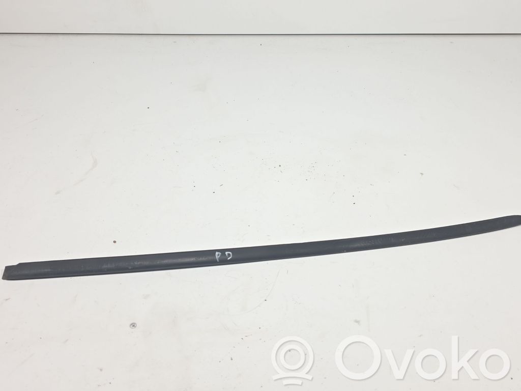 Audi A8 S8 D3 4E Moldura del parabrisas 