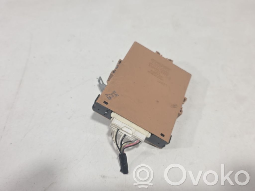 Toyota Prius (XW20) Módulo de control Gateway 