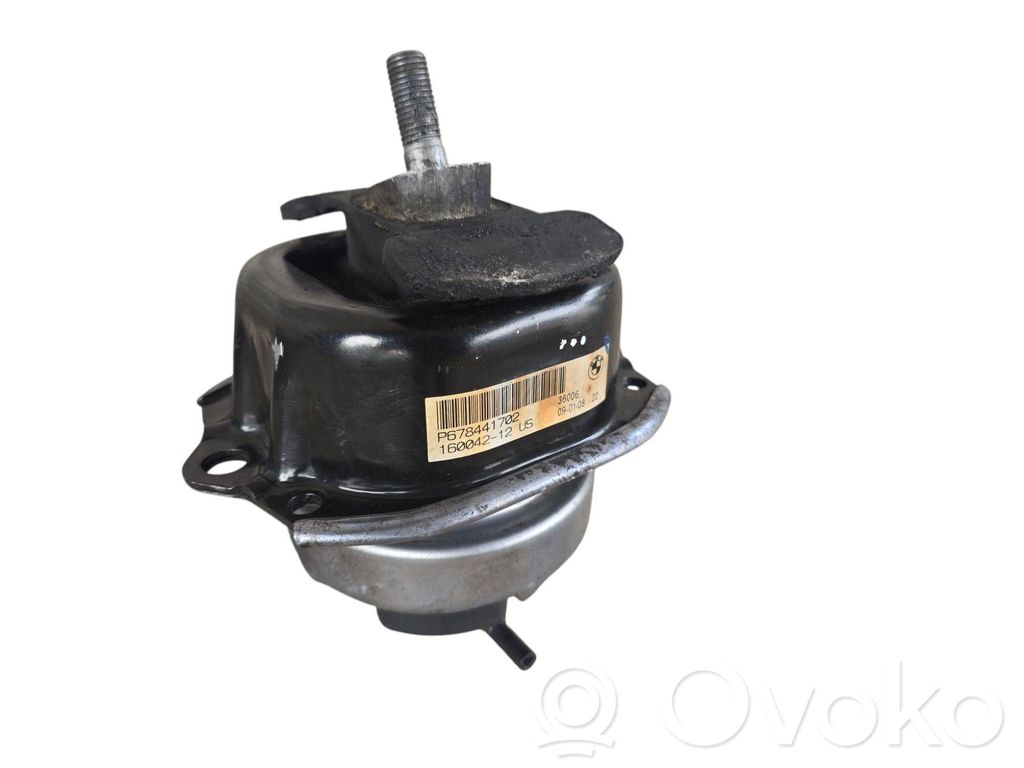 Engine mount bracket   P678441702,160042,16004212