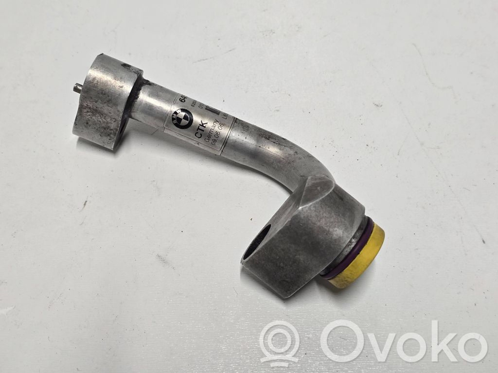 BMW 7 E65 E66 Ilmastointilaitteen putki (A/C) 