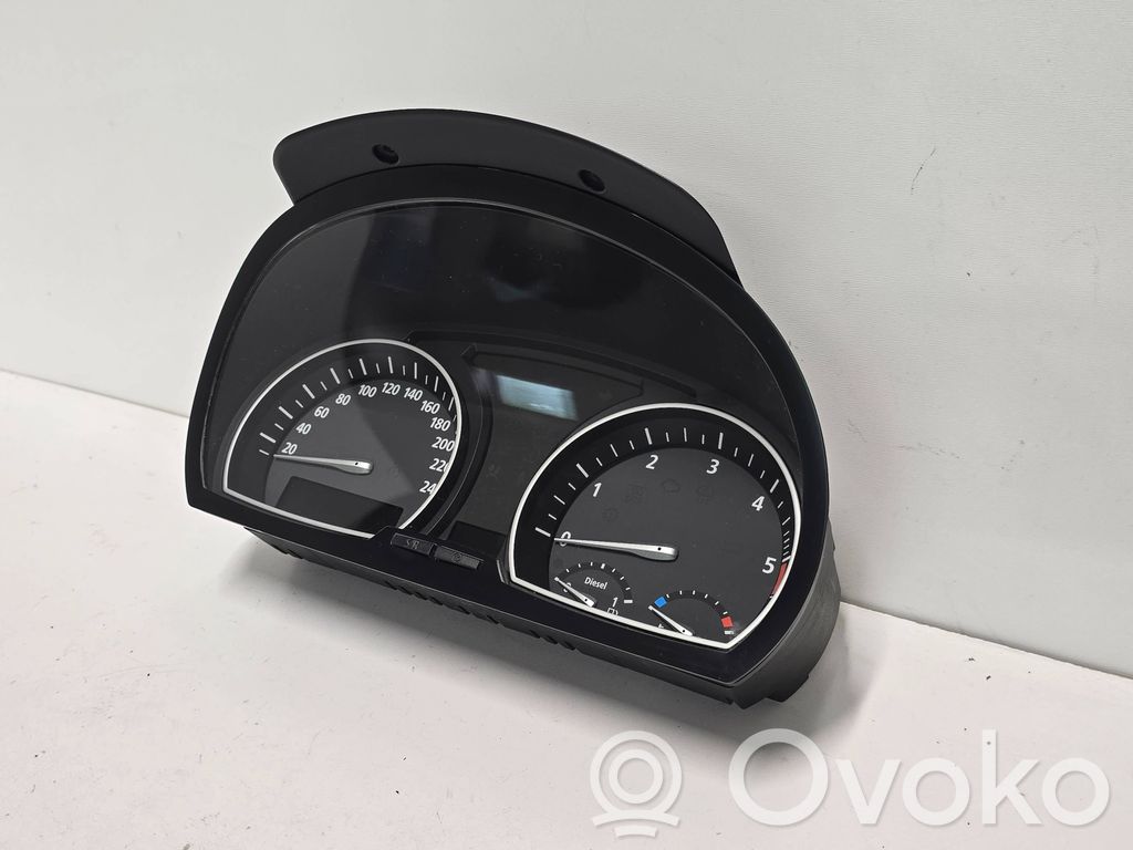 BMW X3 E83 Speedometer (instrument cluster) 