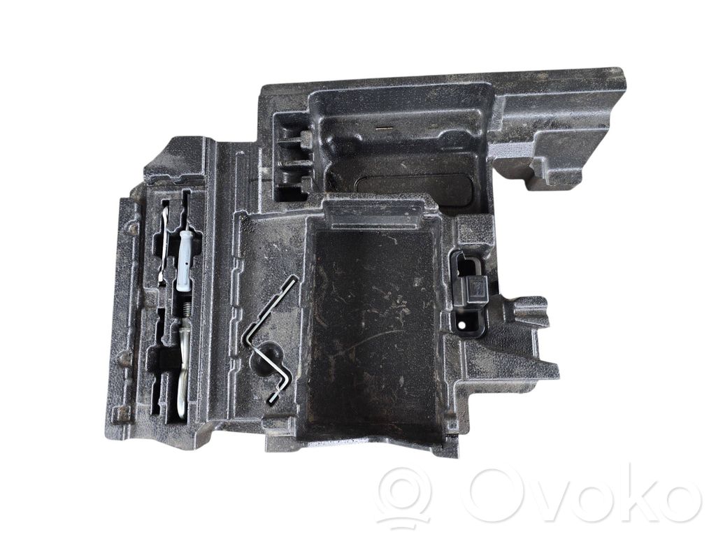 Tool box   7049034,51477049034,527582