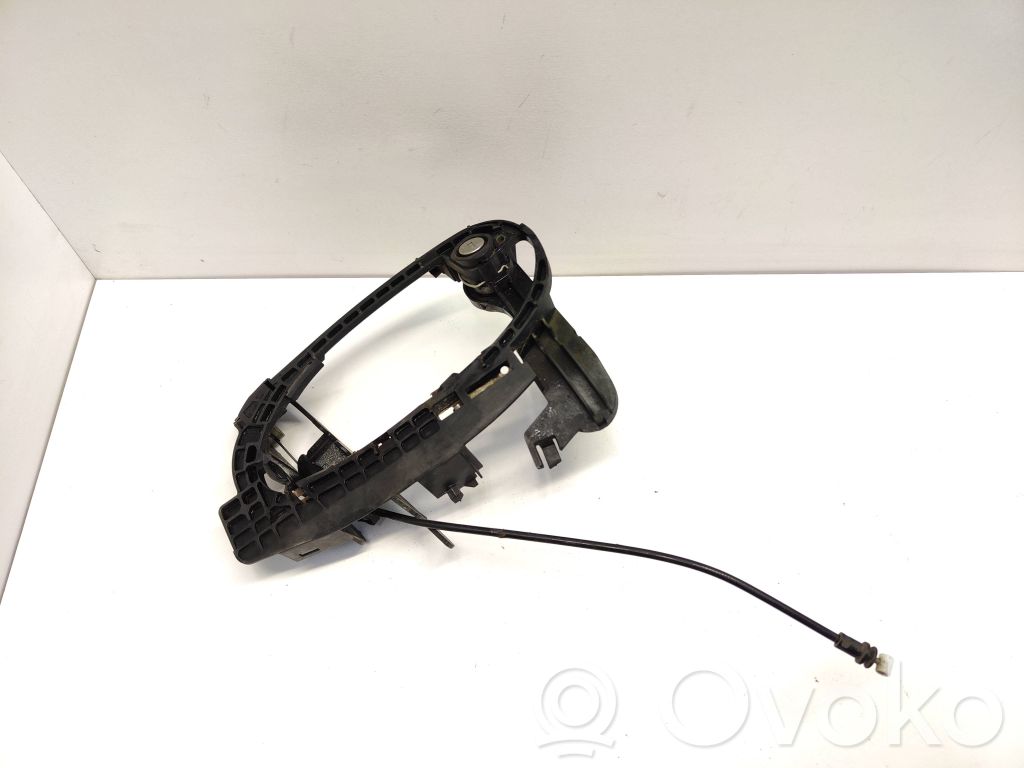BMW 7 E65 E66 Etuoven ulkokahvan kehys 