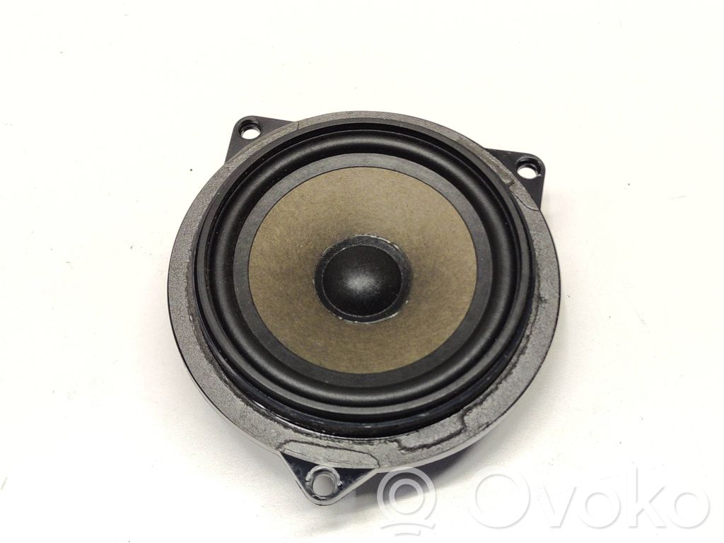 Altavoz de la puerta delantera   9143232,430407858431,65139143232