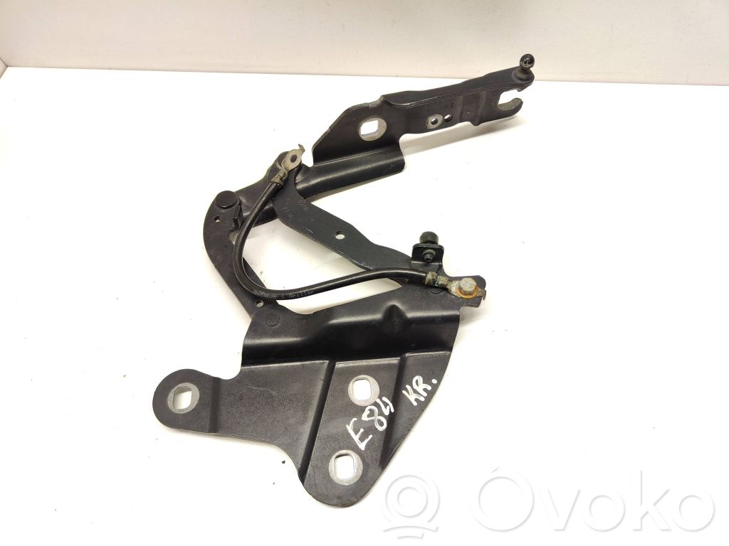 Engine bonnet/hood hinges   2990359