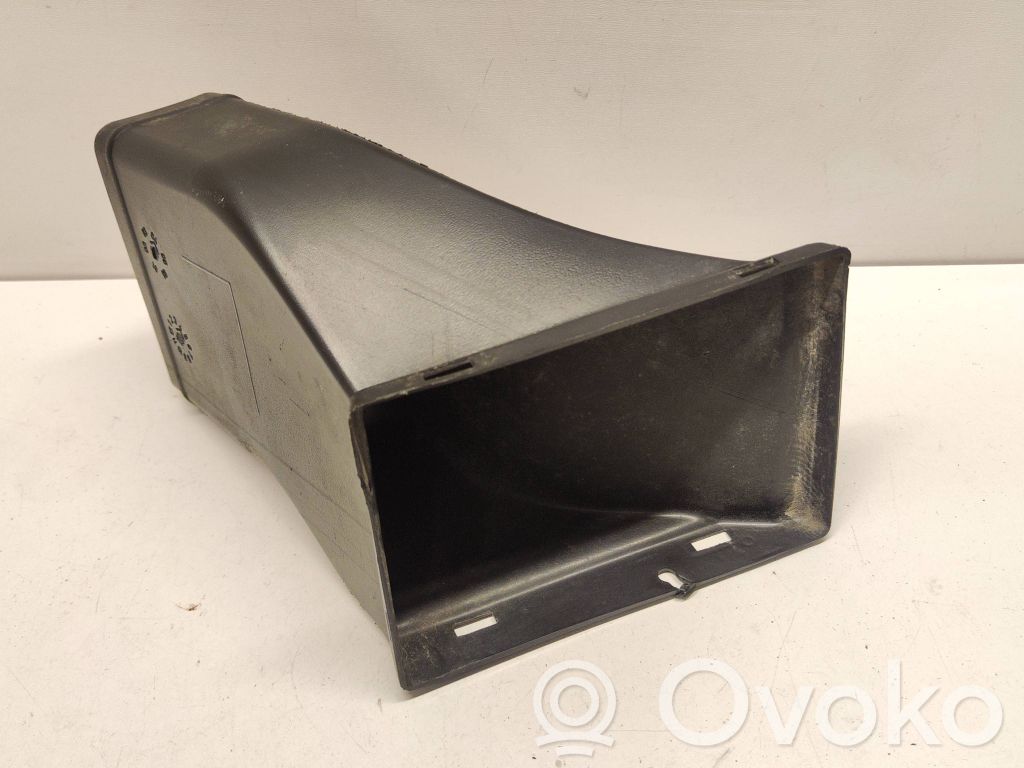 BMW 5 E60 E61 Air intake duct part 