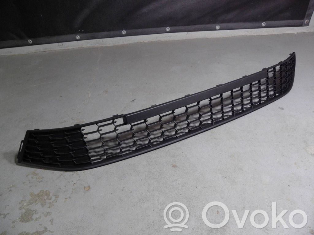 Skoda Fabia Mk4 (6VA) Grilă inferioară bară față 