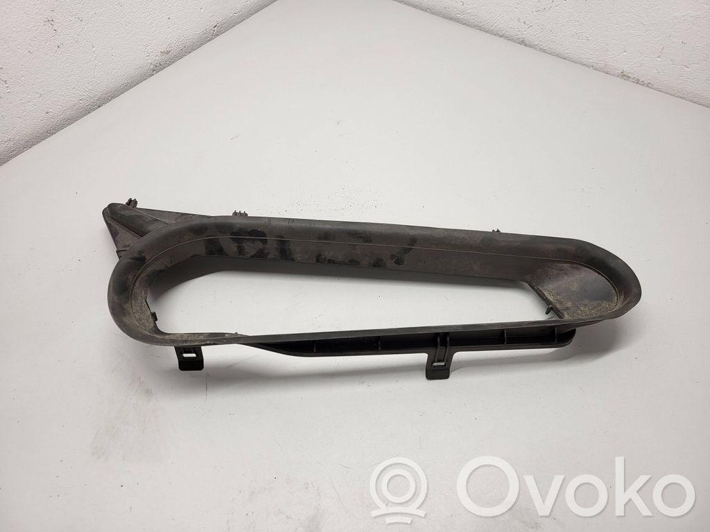 Volvo XC60 Mascherina inferiore del paraurti anteriore 