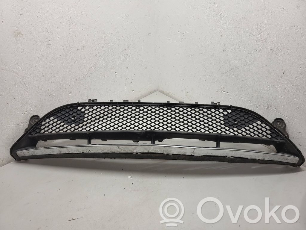 Mercedes-Benz E W213 Kratka dolna zderzaka przedniego 