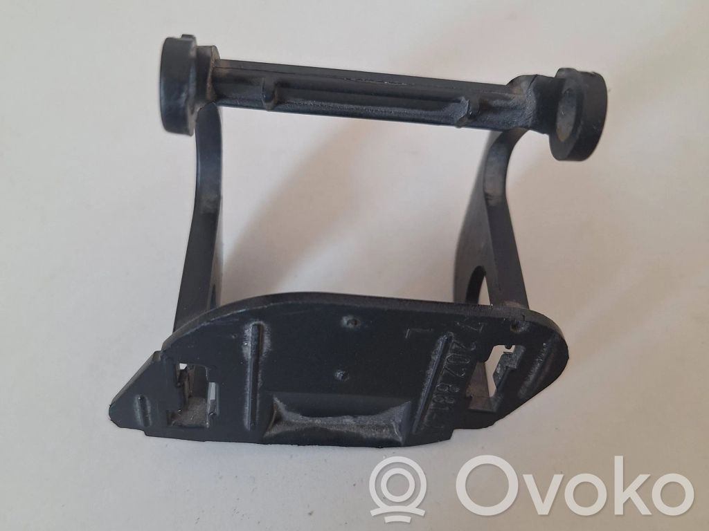 BMW 7 F01 F02 F03 F04 Zaślepka spryskiwacza lampy przedniej 