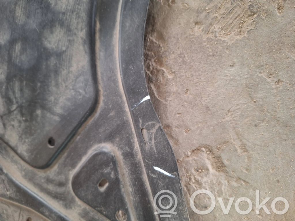Volkswagen Golf VI Placa protectora/protector antisalpicaduras motor 
