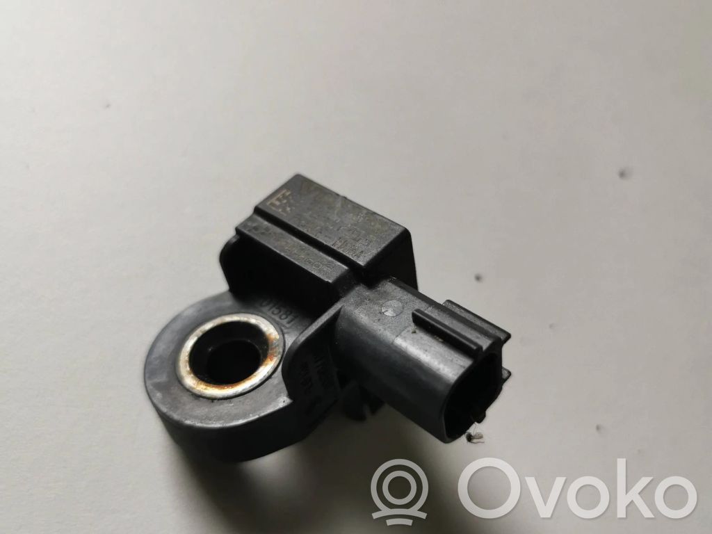 Volvo V40 Airbag deployment crash/impact sensor 