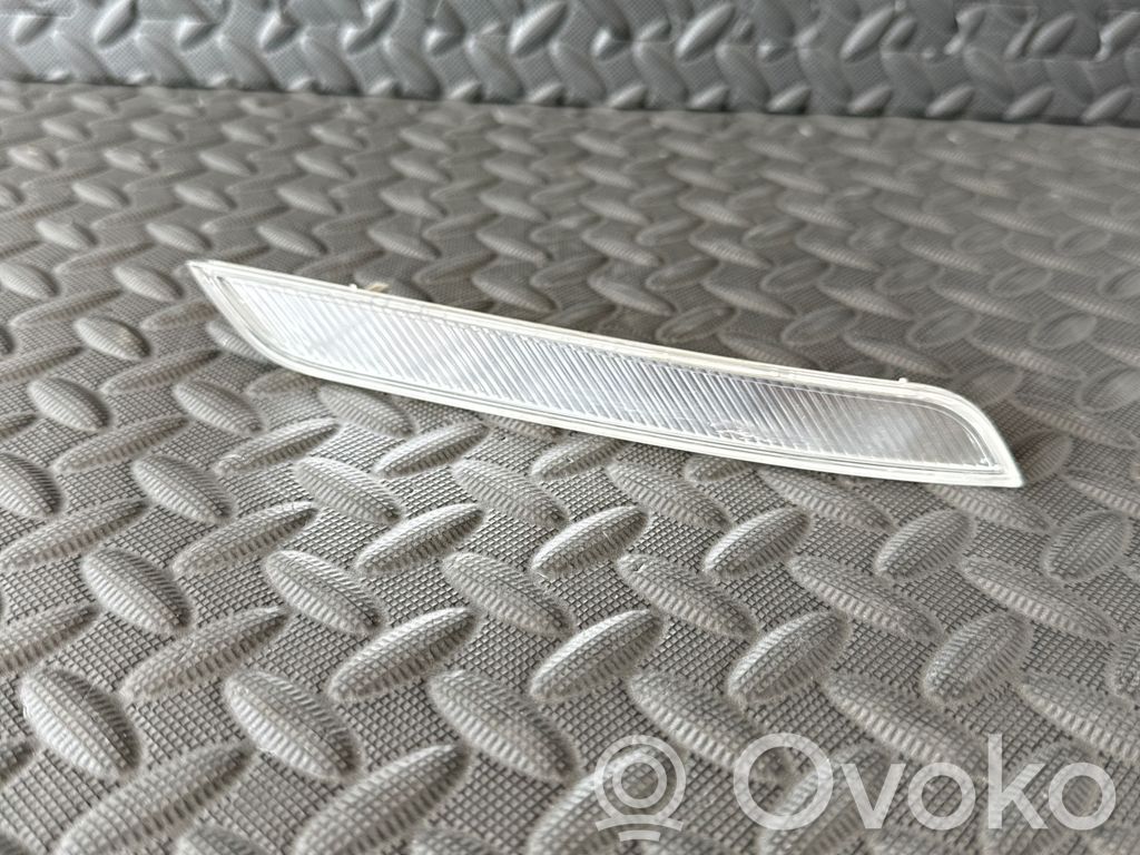 BMW X6 E71 Front reflector 