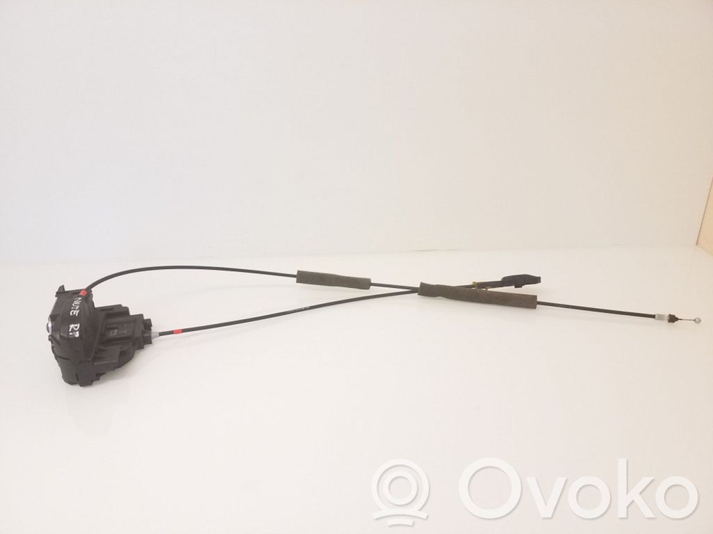Nissan Note (E11) Front door lock 
