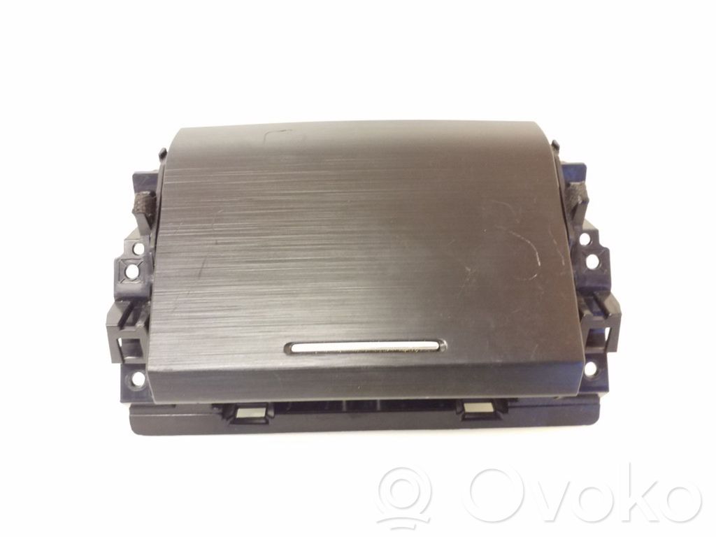 Consola central de la guantera   66120AL00A000