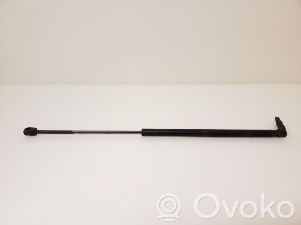 Mitsubishi Colt Tailgate/trunk strut/damper 