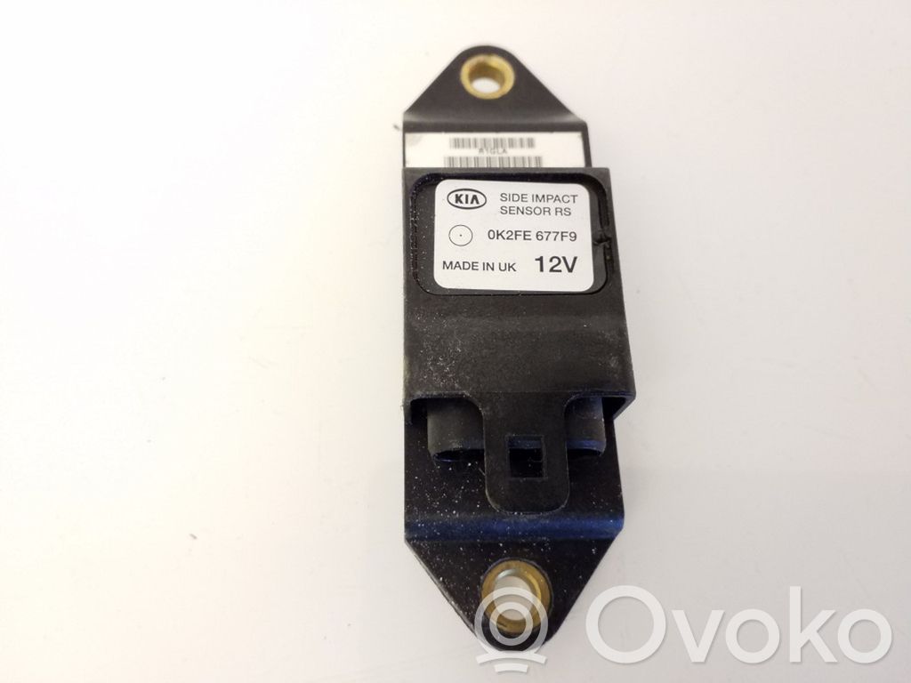 KIA Carens I Airbagsensor Crashsensor Drucksensor 