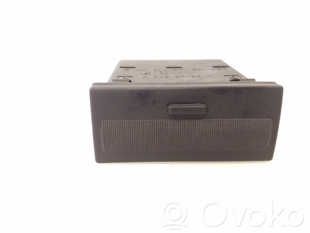 Audi A4 S4 B5 8D Compartimiento/consola central del panel 