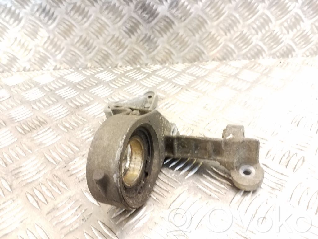 Saab 900 Driveshaft support bearing bracket 