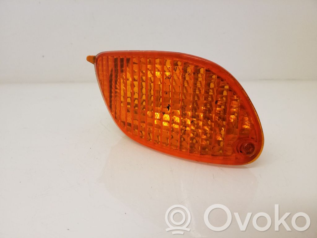 Ford Focus Front indicator light 