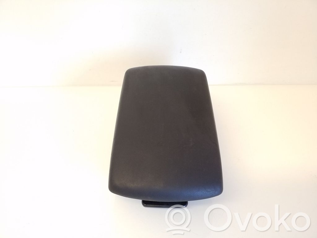 Mazda 3 I Armrest 