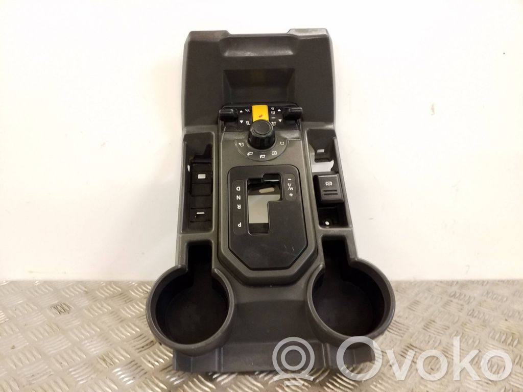 Land Rover Discovery 3 - LR3 Antipraslidimo/ sukibimo (ASR) jungtukas 