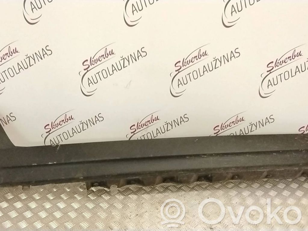 Slenkstis   3330866