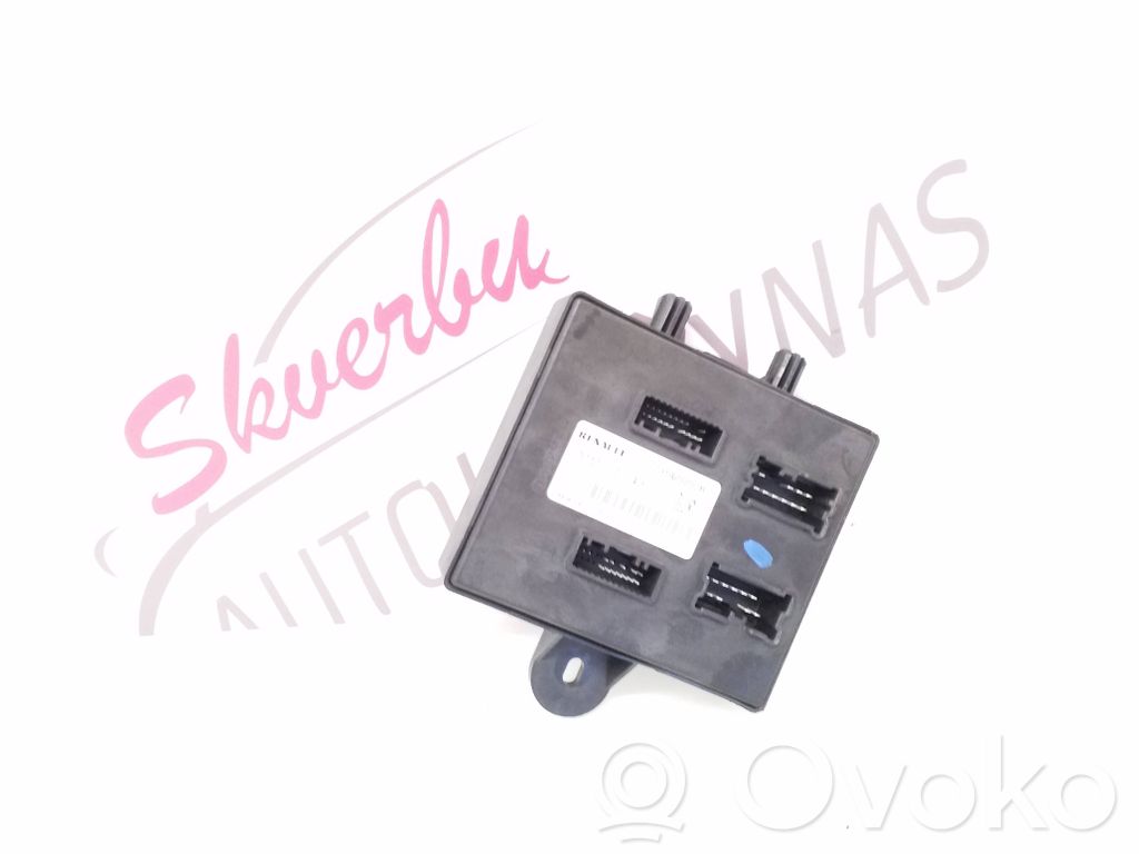 Renault Trafic III (X82) Engine control unit/module ECU 
