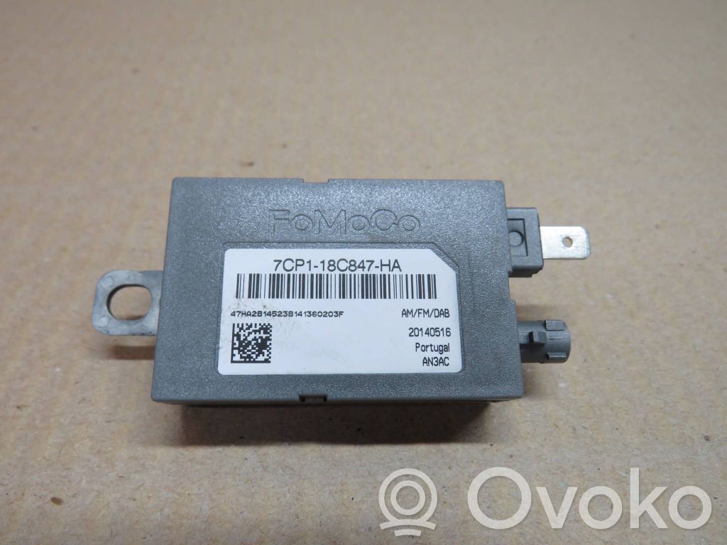 Ford Kuga II Antenos stiprintuvas 