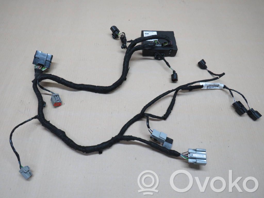 Tailgate/trunk control unit/module   CJ5T14B673AR,CJ5T14C121AR,CJ5T14C253AB
