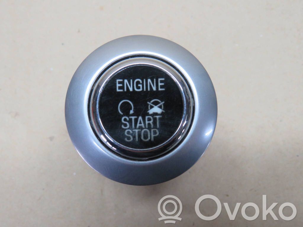 Ford Kuga II Przycisk zapłonu Start / Stop 