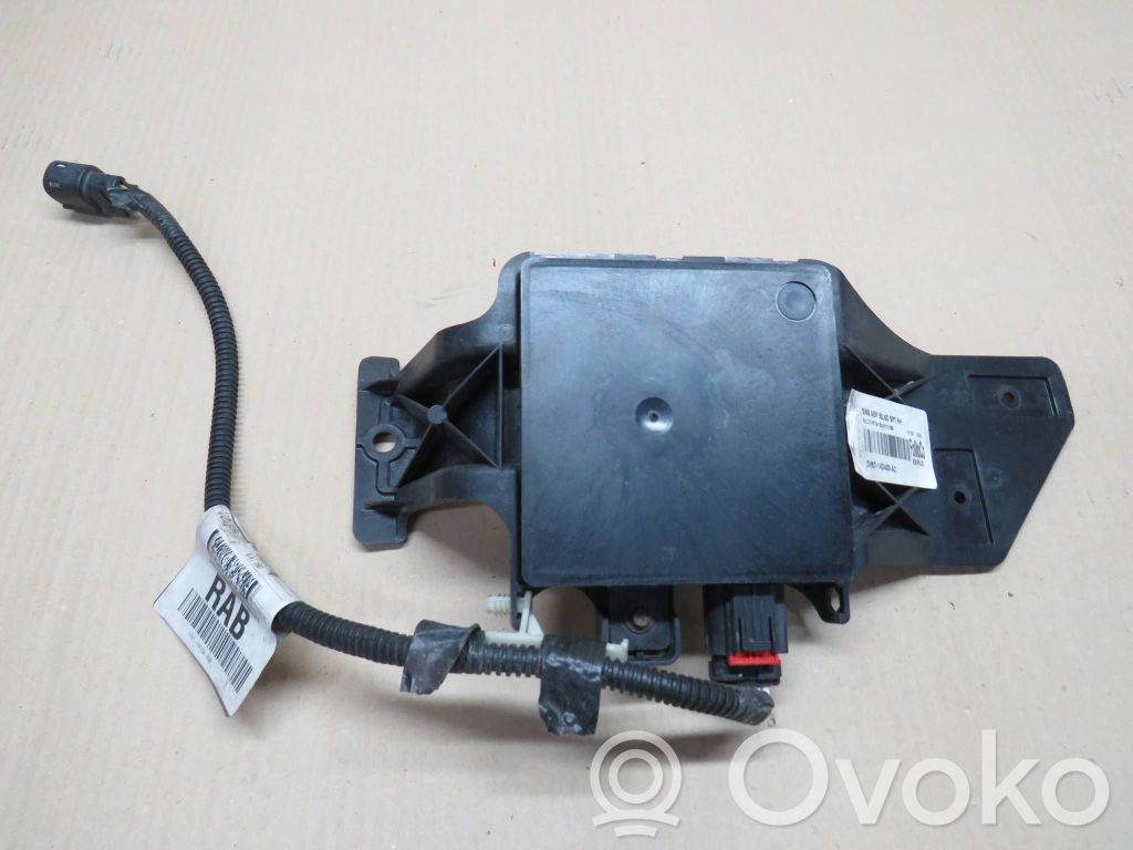 Ford Kuga II Capteur radar d'angle mort 