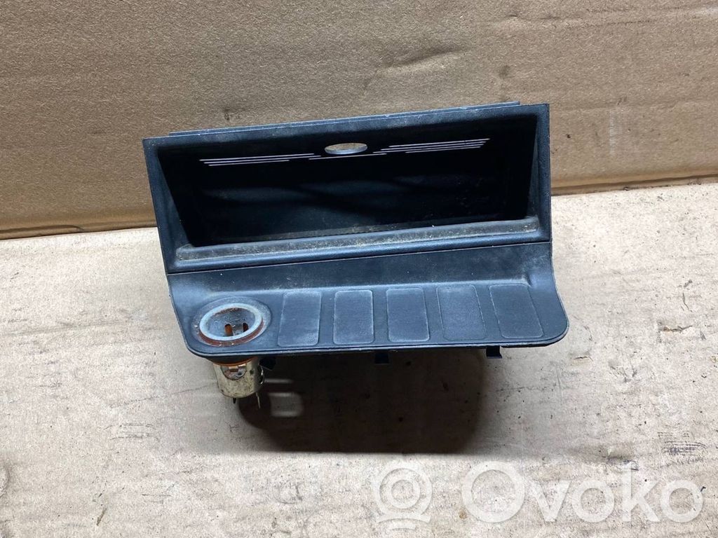 Cigarette lighter trim   1977231