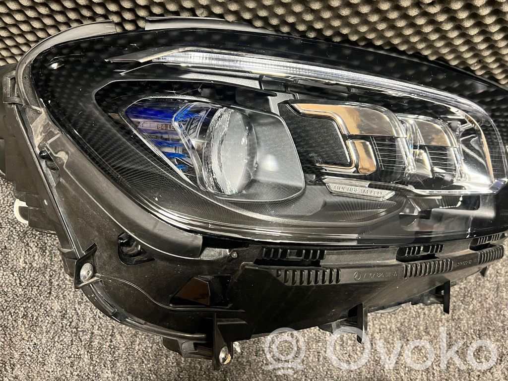 Mercedes-Benz GLS X167 Etu-/Ajovalo 