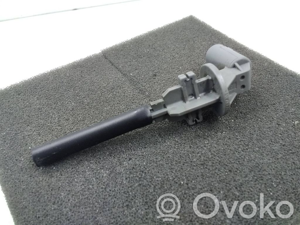 BMW X3 E83 Sensor de nivel del refrigerante 