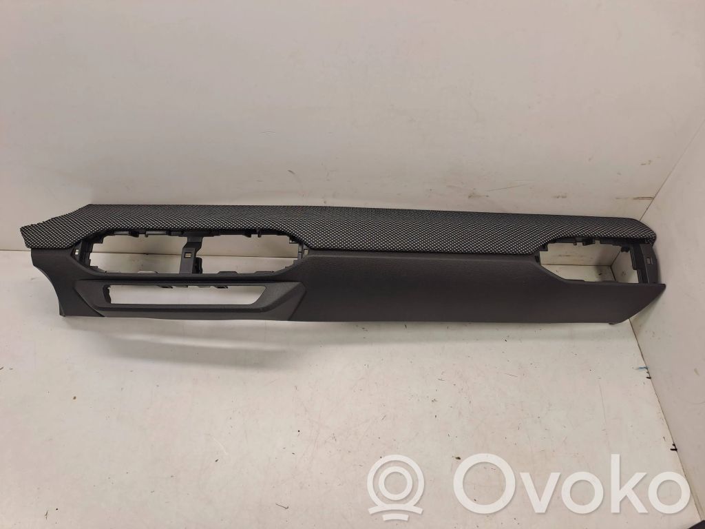 Dacia Sandero III Kojelaudan keskiverhoilu 
