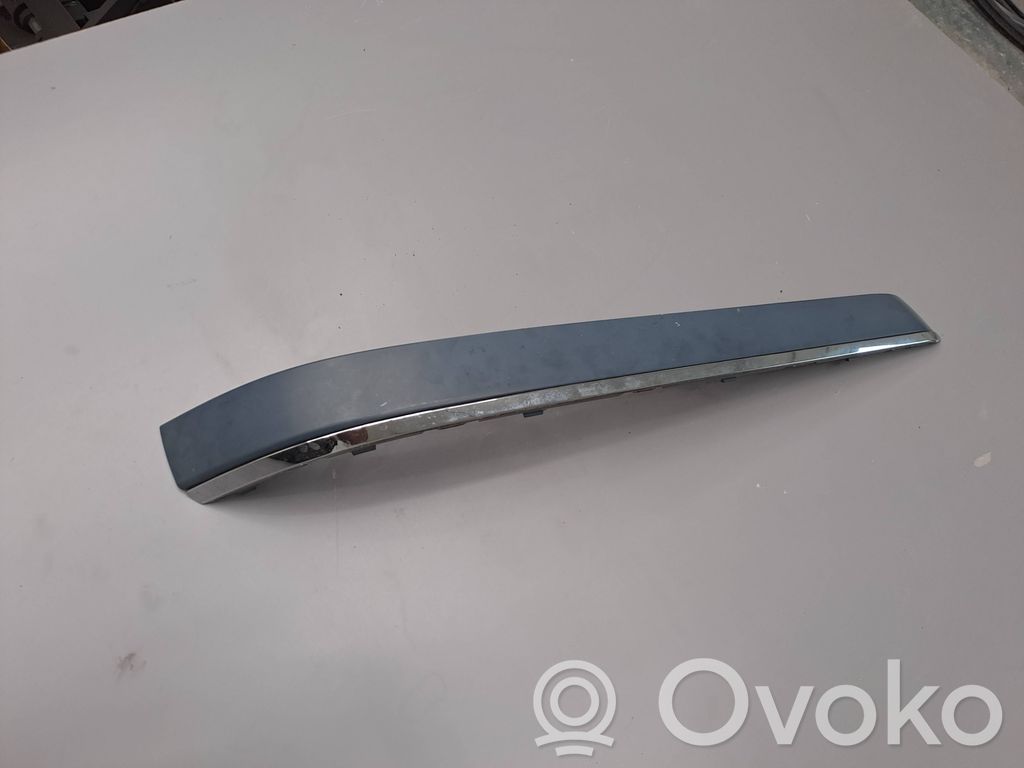 Front bumper splitter molding   7135585,10988910