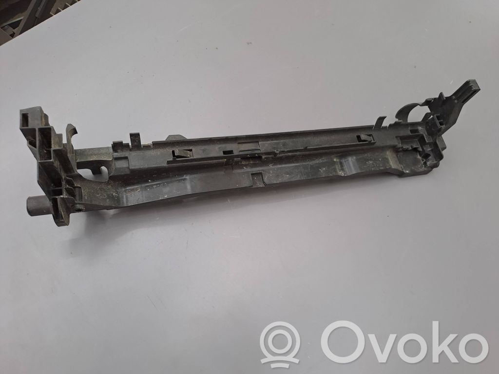 Mercedes-Benz GLC X253 C253 Boczny panel mocowania chłodnicy 