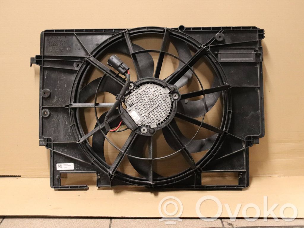 Volvo XC40 Elektrisks radiatoru ventilators 